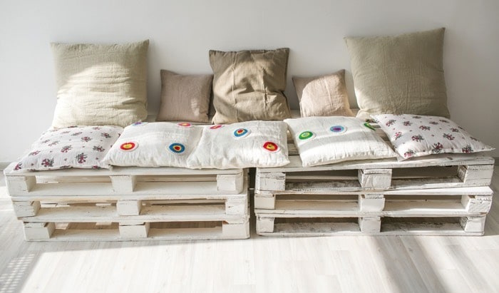 Recyclage des palettes en bois en pièces de mobilier modernes !