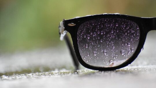 Pour quelles raisons adopter les lunettes de soleil en bois ?